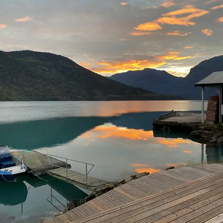 House By The Fjord With Amazing View *