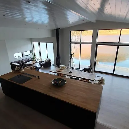House By The Fjord With Amazing View Luster
