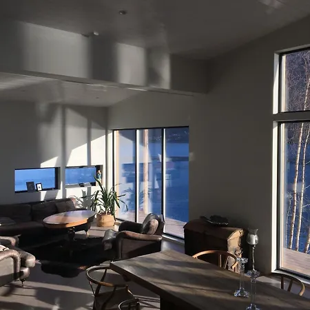 Feriehus House By The Fjord With Amazing View Luster